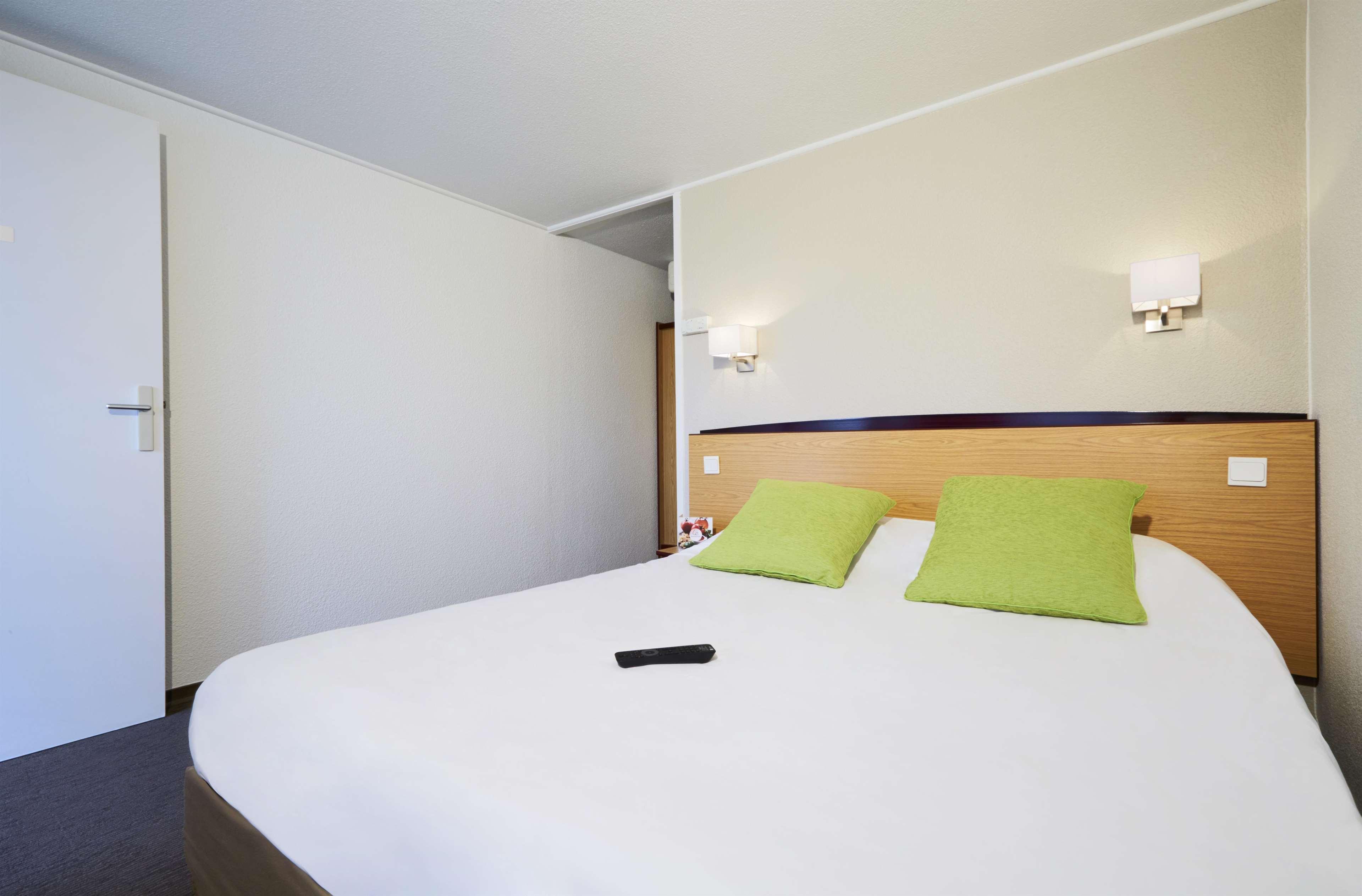 Campanile Lille - Lomme Hotel Buitenkant foto